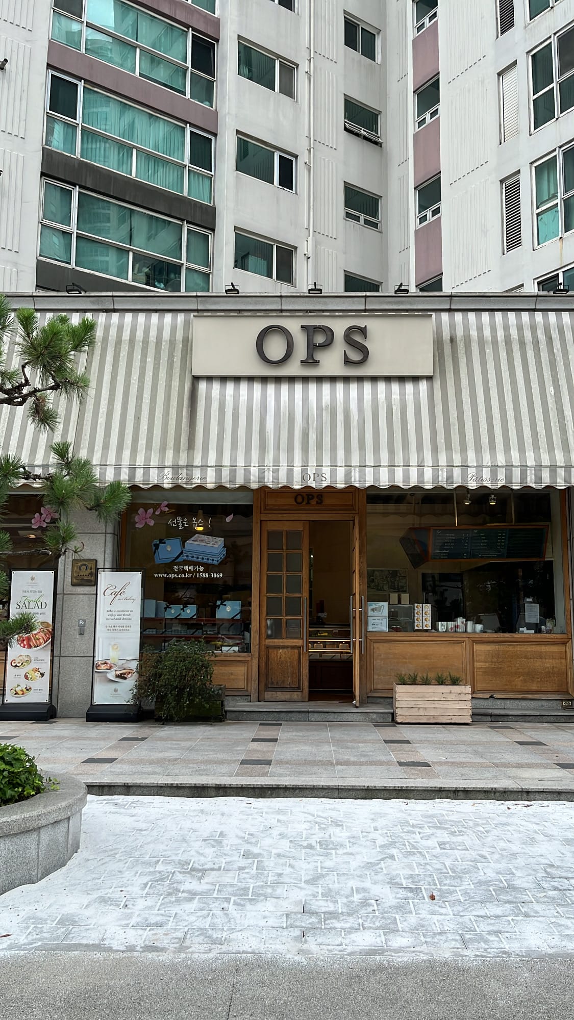 OPS Bakery Busan storefront and entrance in Marine City Haeundae