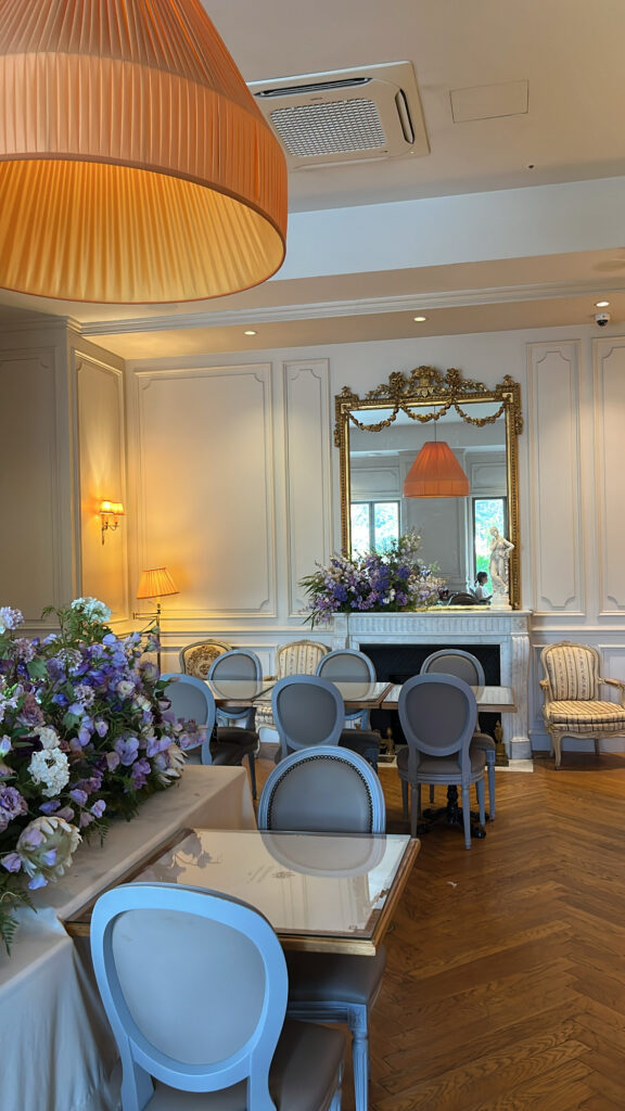 De Marigny Busan cozy European style dining space