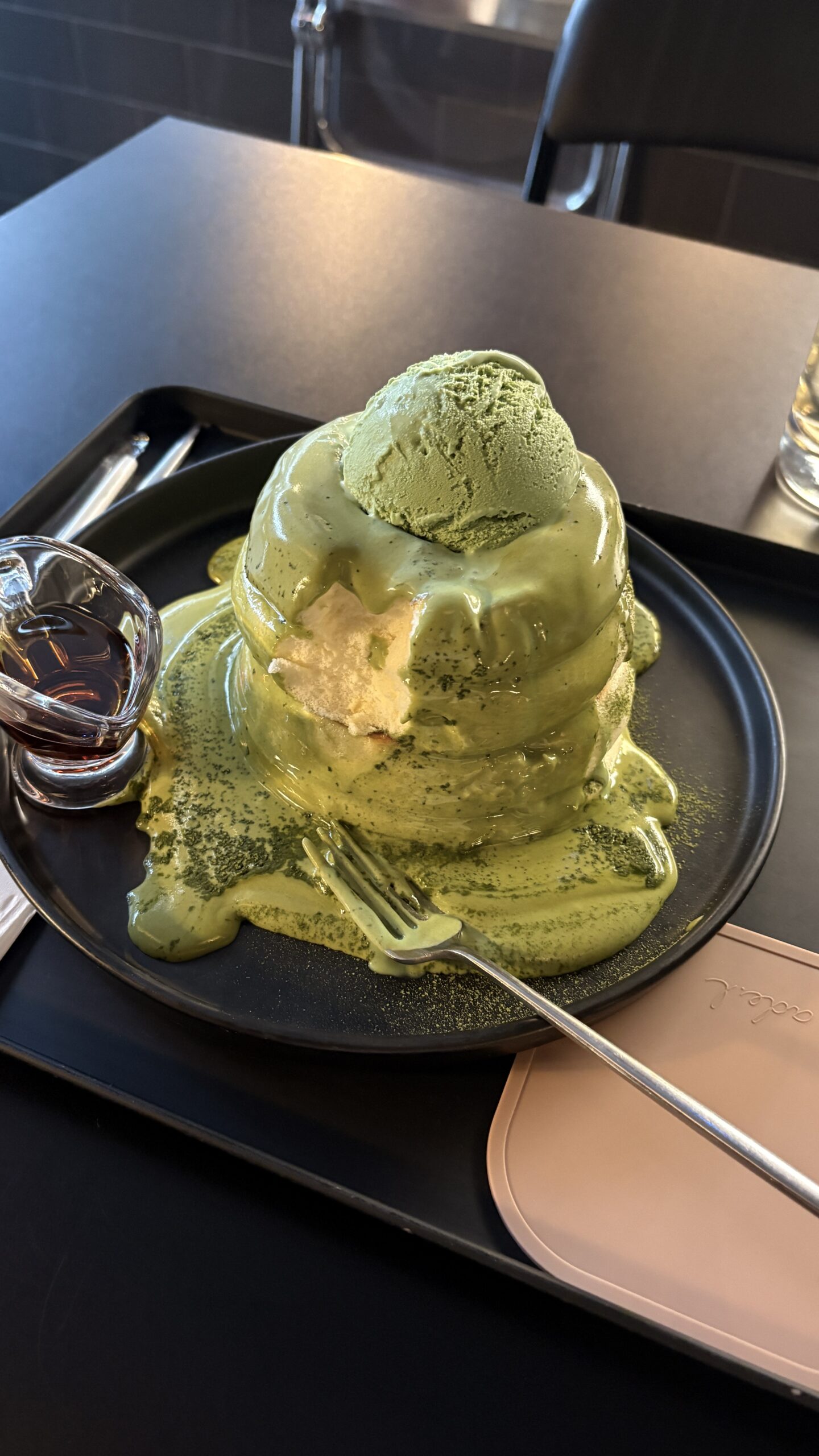 Busan Dessert Cafe – Unbent Coffee: Fluffy Soufflé Pancakes (Near Gwangalli Beach)
