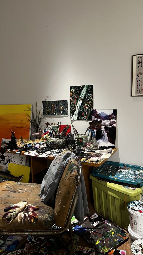 Kim Jong-hak artist atelier workspace display with paintings at Johyun Gallery Busan