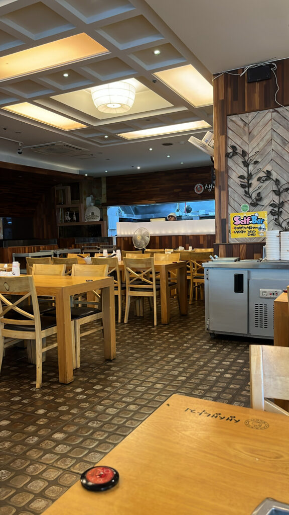 Spacious dining area inside Saeng Saeng Nakji near Centum City Station