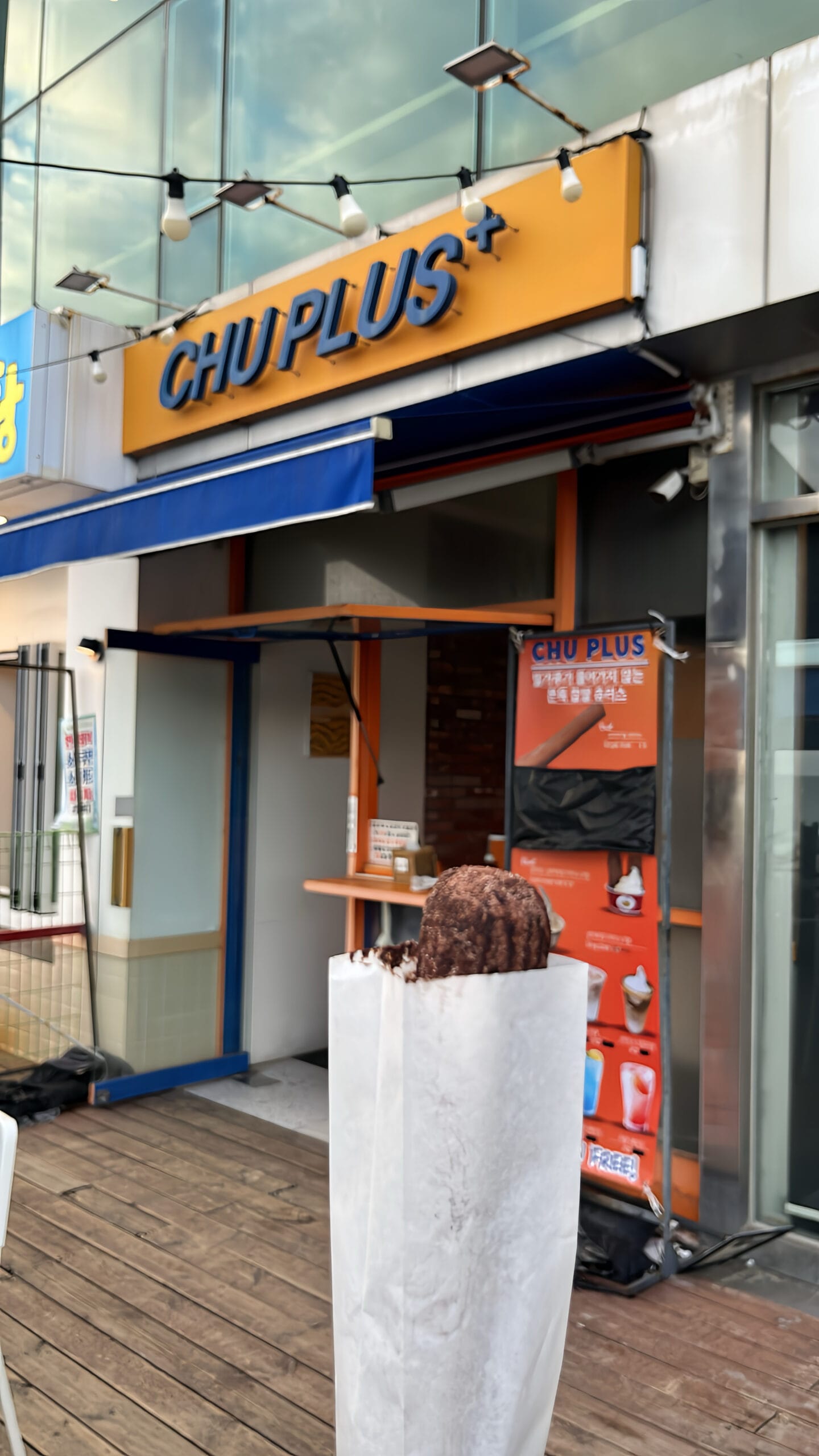 Chuplus Songjeong Busan: Beachfront Churros Dessert Spot