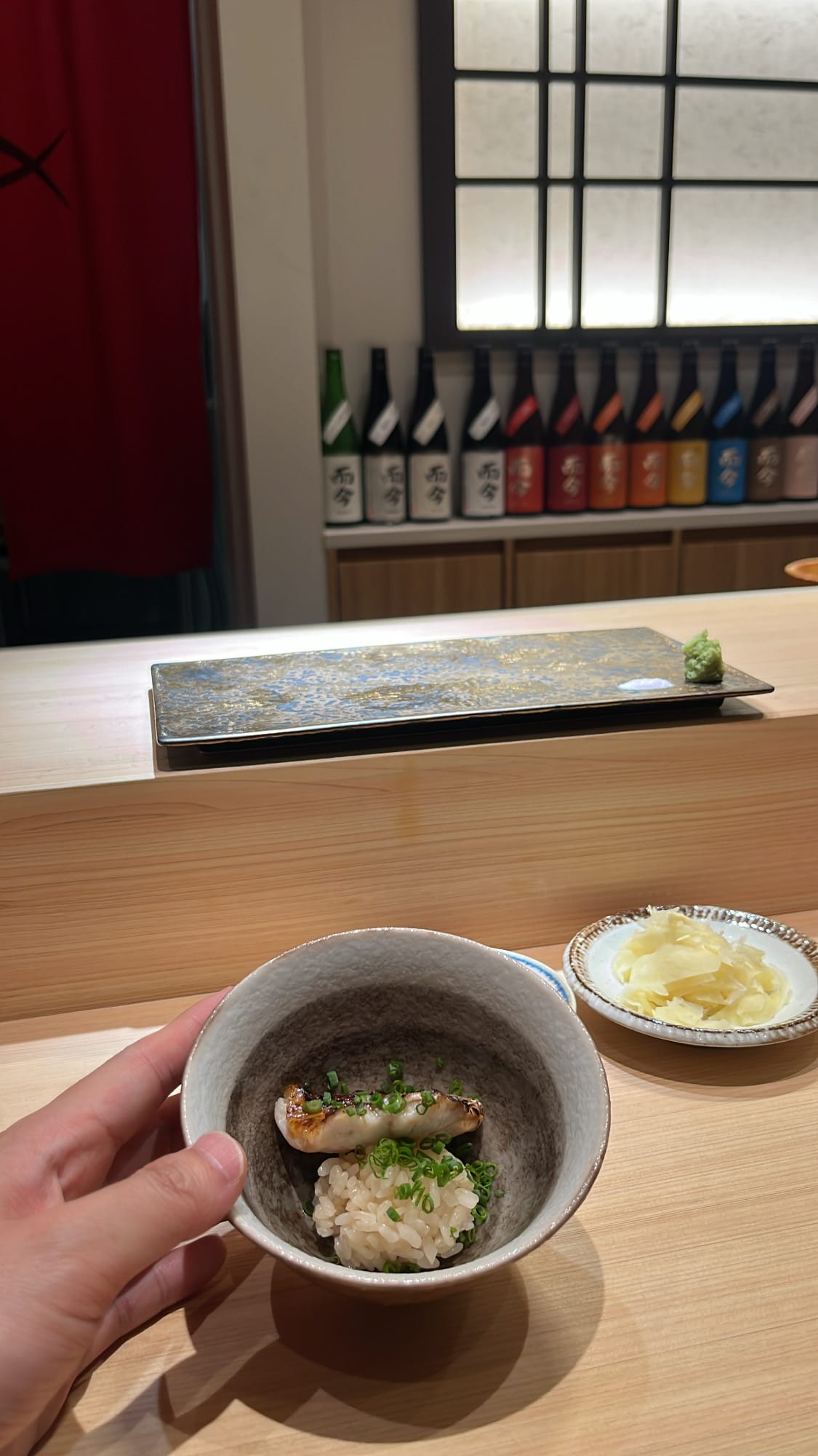 ชามข้าวขนาดเล็กกับปลาอุนากิย่าง ที่ร้าน Sushi Nee Busan