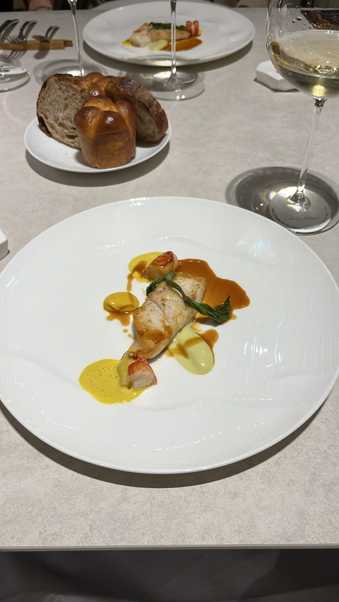 Lobster and white fish poisson course at Ramsey Busan