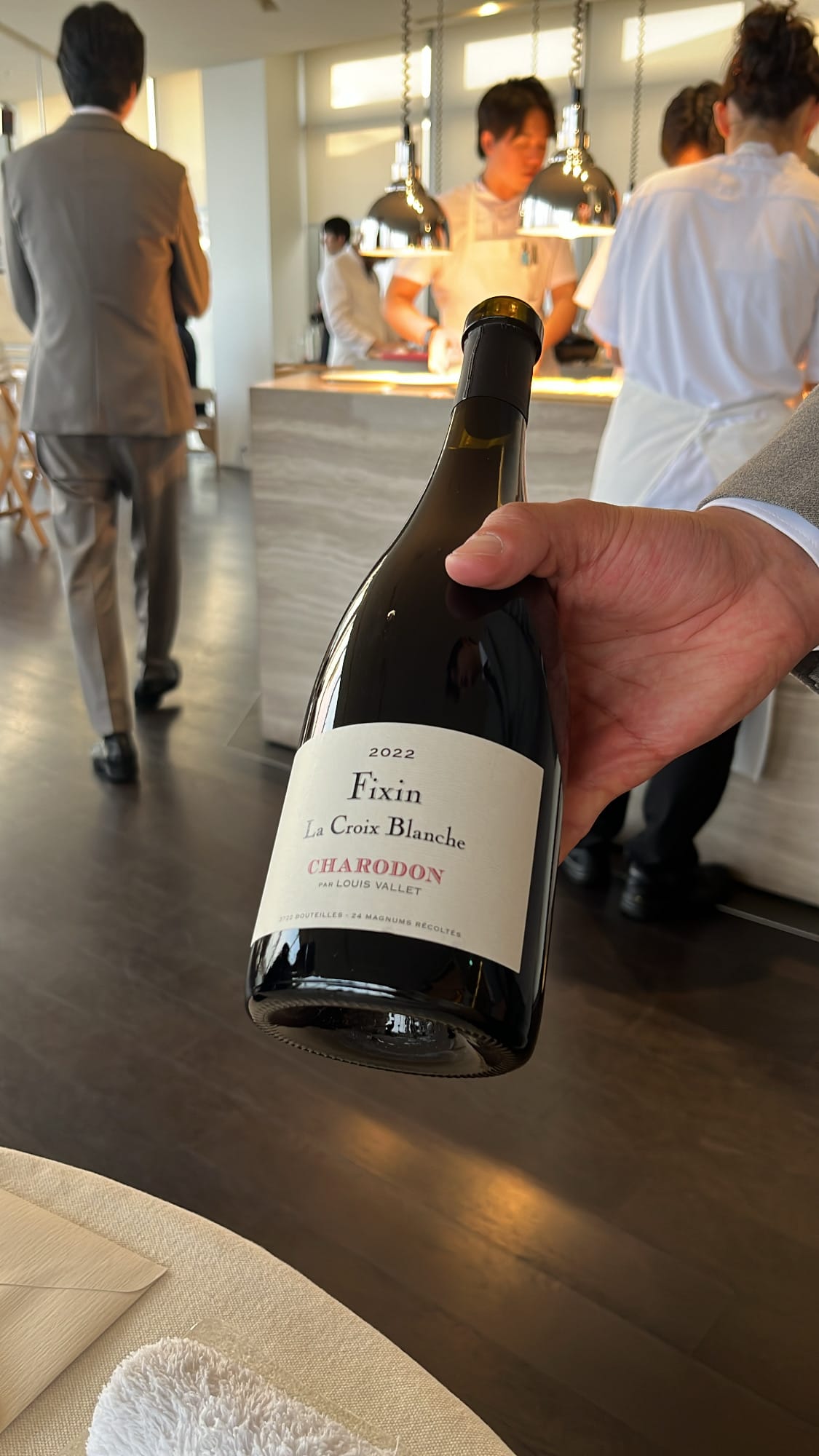 Burgundy Fixin Pinot Noir wine presented at Palate Busan